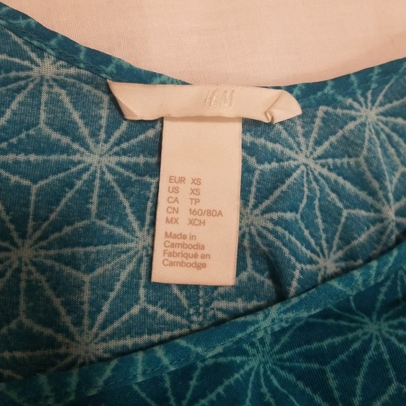 Patterned Top - Picture 5 of 6